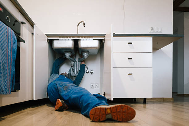 Professional Leak Detection technician working in Little Switzerland, NC